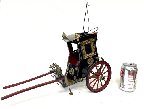 Vintage model hansom - of, cab