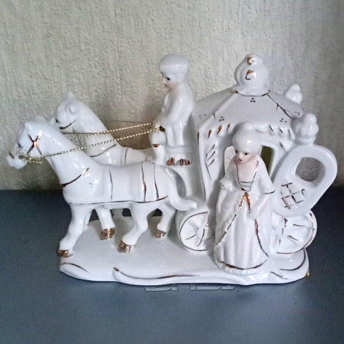 Unmarked white ceramic - unmarked,