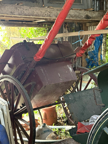 Horse drawn carriage - horse-drawn, carriage/cart