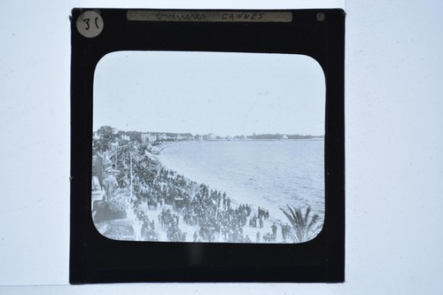 Cannes promenade crowd - promenade,